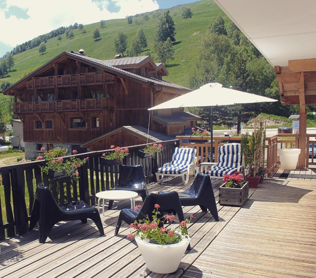 Hotel Valentin Pied Des Pistes Ле дез Альп Экстерьер фото